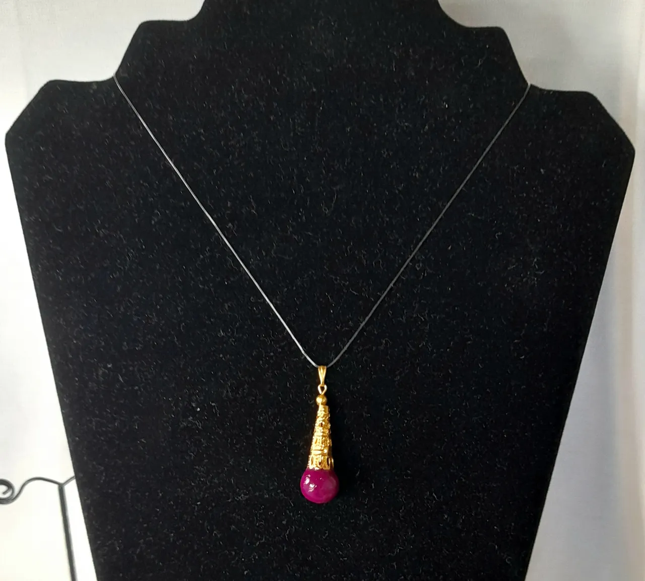 Collier Goutte fuchsia